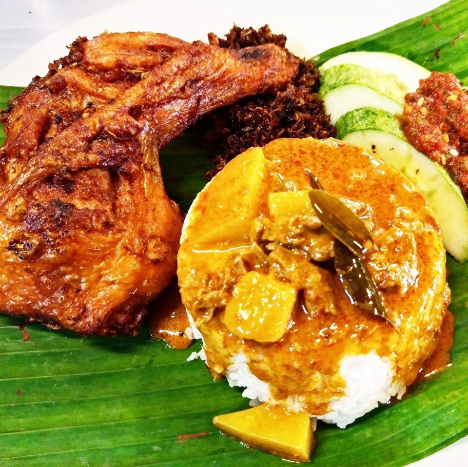 AYAM Goreng Berempah